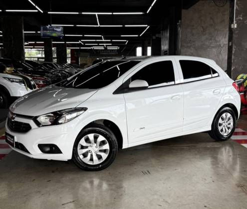 CHEVROLET ONIX 1.0 MPFI LT 8V FLEX 4P MANUAL CHEVROLET ONIX 1.0 MPFI LT 8V FLEX 4P MANUAL